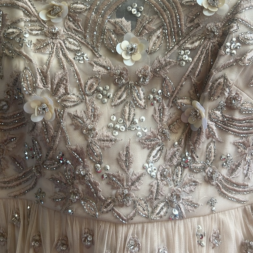 Aidan Mattox beaded sweetheart, neckline, 3/4 sleeve long gown - Picture 9 of 17
